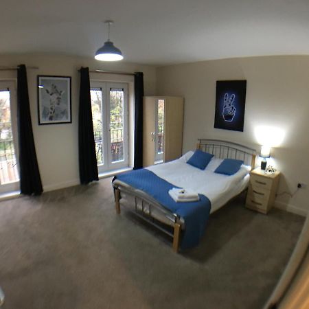 Very Large House, 6 Beds, 4 Bedrooms, 3 Bathrooms, 5 Smart Tv'S & Van Parking Boston Exteriér fotografie