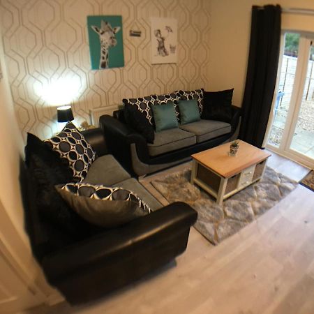 Very Large House, 6 Beds, 4 Bedrooms, 3 Bathrooms, 5 Smart Tv'S & Van Parking Boston Exteriér fotografie