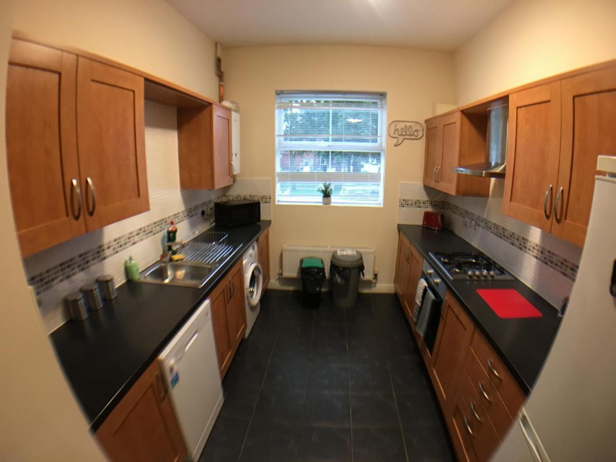 Very Large House, 6 Beds, 4 Bedrooms, 3 Bathrooms, 5 Smart Tv'S & Van Parking Boston Exteriér fotografie